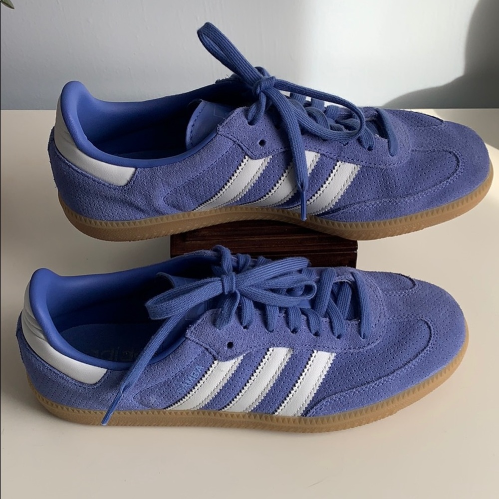 Women’s Adidas Samba OG periwinkle suede sneaker